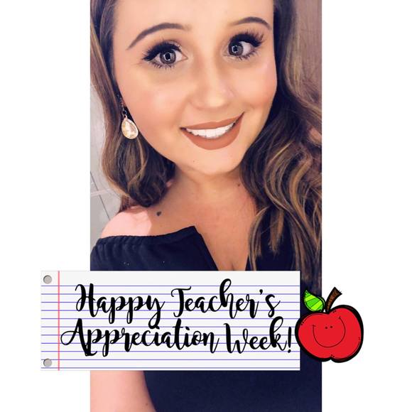 Meet your Posher, Deziree - Picture 1 of 1